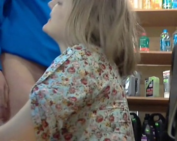 Porter finished the saleswoman in the mouth! Porn,homemade 18+
