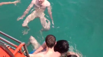 Drunken Russian boys crowd in a sea of fuck young pussy - 1