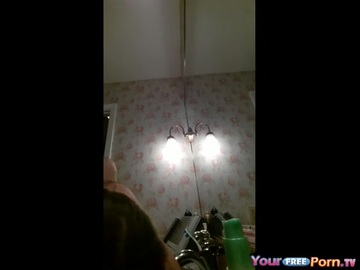 Cheerleader Bathroom Sex Tape
