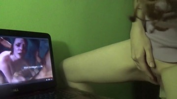Dry Humping The Big O While Watching Porn - Laura Fatalle