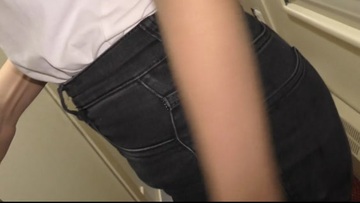 I picked up a girl with big tits and banged her right on the train!