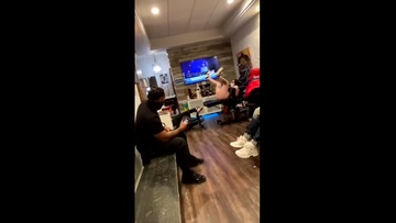 Tatoo pussy squirting hard