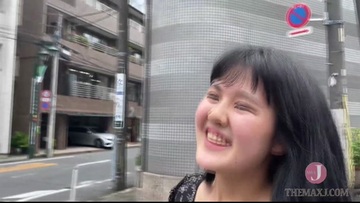 Having lovey-dovey sex with G-cup shaved pubic Uka-chan!