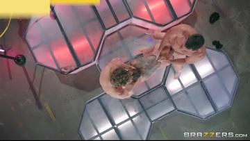 Brazzers House 3 Finale - Bridgette B, Gina Valentina, Karma Rx, Lela Star