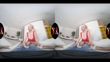 VRLatina - Super Curvy Big Breasts Blondie Fesser VR Experience