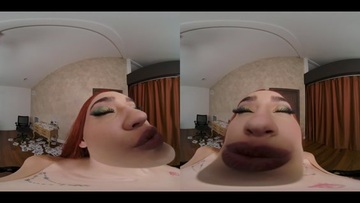 BATMAN In A Threesome With CATWOMAN And POISON IVY During THE LONG HALLOWEEN VR Porn