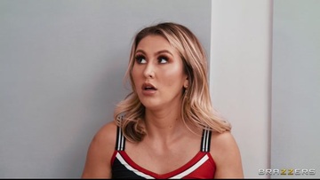 Sucked his hottie up the ass and into her mouth.