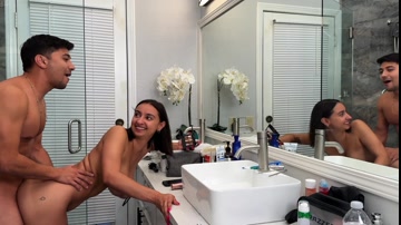 USE my little sister for FREE while she's doing her makeup - HAILEY ROSE (IG: @HaileyRoseFcks)