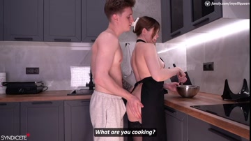 Hot anal fucking in the kitchen 🥵 Cake or sex? 🧁
