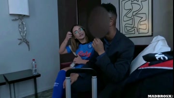 The Napoli Fan Sara Diamante Cheats On Her Boyfriend And Agrees To Get Her Ass Fucked!!!