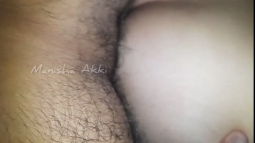 ලස්සන තන්දෙකයි මයිල් වැවිලා තියෙන කිම්බයි මල්ලිට පෙන්නලා හුකාගත්තා. Sri Lankan new sex step sister and brother