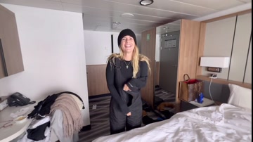 Girlfriend's affair with a random girl on a cruise