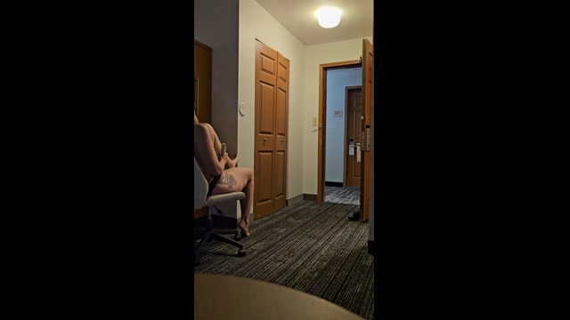 I Masturbate With My Door Open and Let a Couple Watch