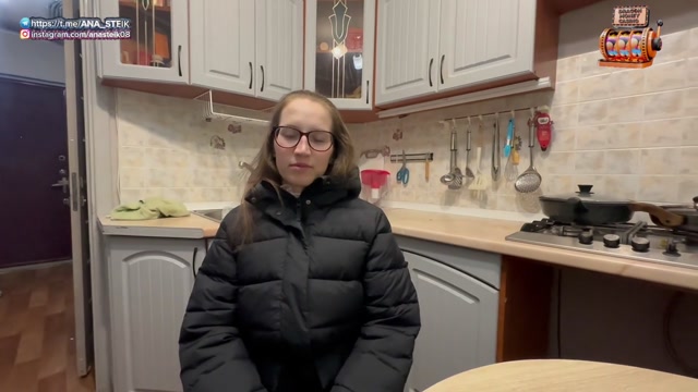 У клининга форма такая блядская 👀 А за деньги можем потрахаться?